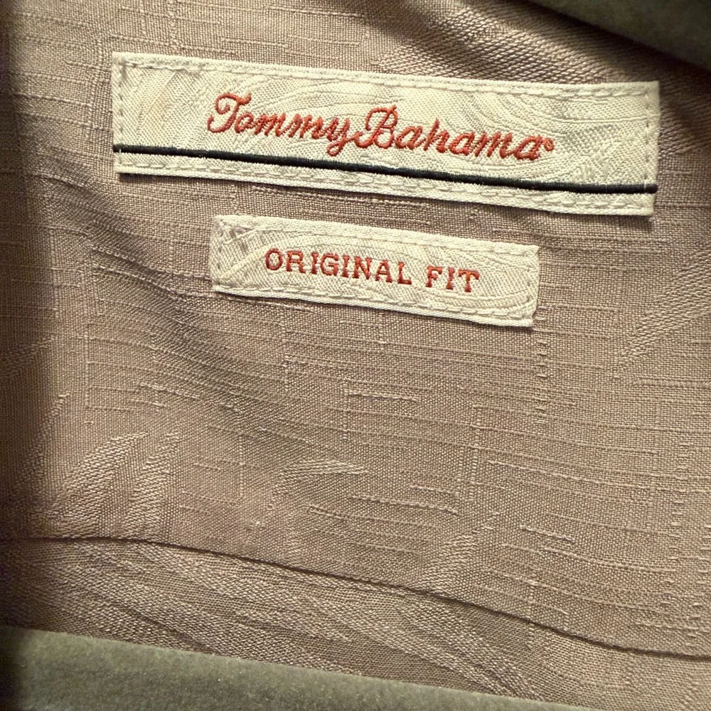 Tommy Bahama Light Beige Linen-Texture Shirt with Coral Logo Embroidery - Picture 4 of 5